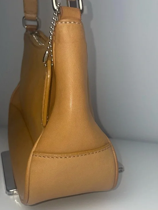 Coach Hampton Demi Leather Baguette VTG Shoulder Bag 7587 COA - Picture 9 of 16